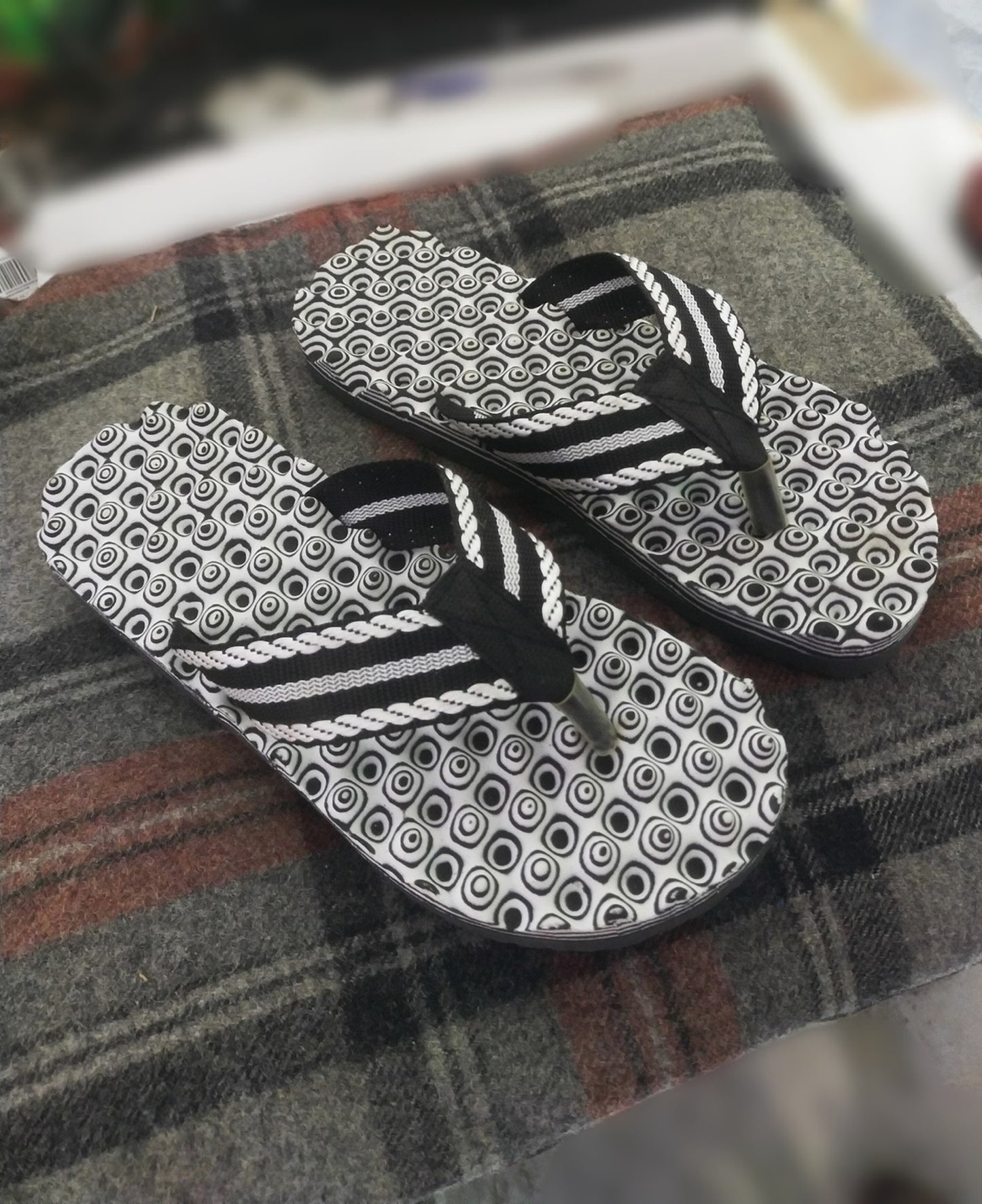 FLK Spot Men Funky Flip-Flop Slippers